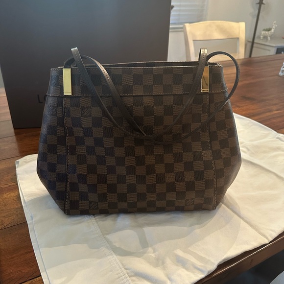 Authentic Louis Vuitton Bag - Picture 2 of 16